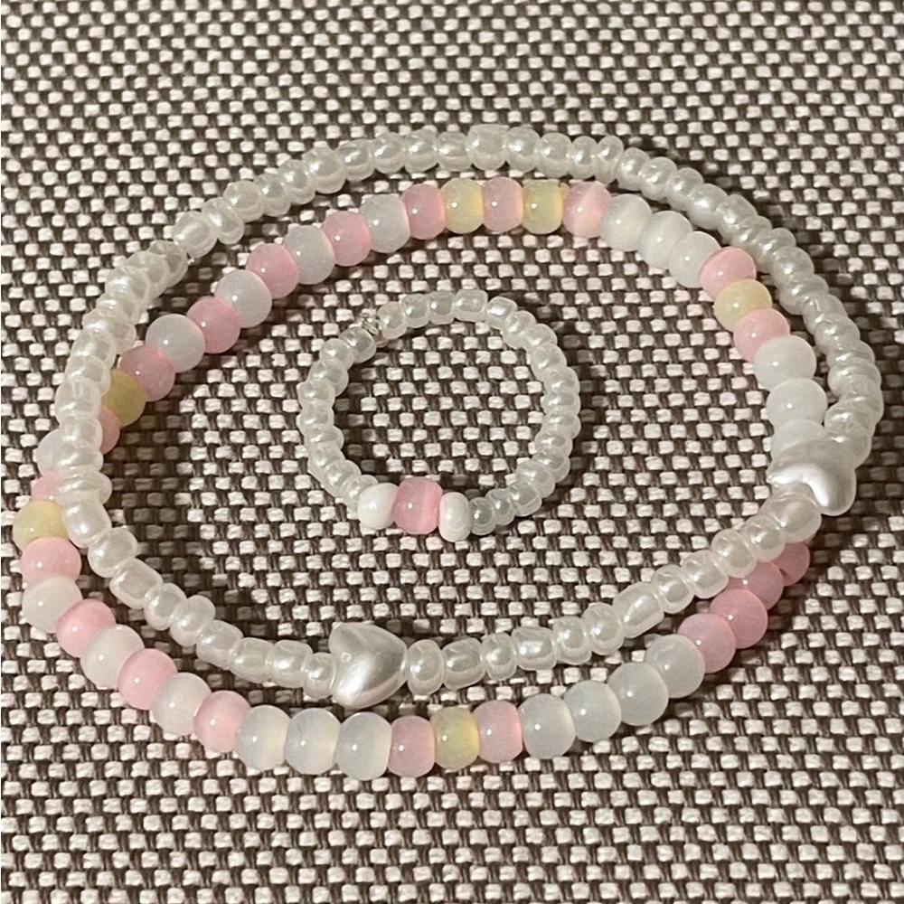 Elegant Pink and White Beaded Jewelry Set